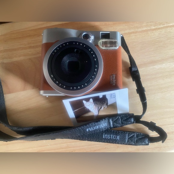 Fujifilm INSTAX Mini 90 Neo Classic Fuji Instant Camera EUC Fuji - Picture 5 of 13